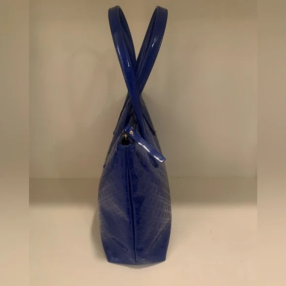 Kate Spade Patent Leather handbag - Picture 4 of 13